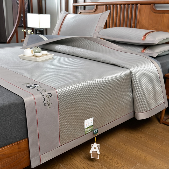 小牛席业 2026新款加厚款-经典熊猫冰藤席系列-凉席藤席冰藤席竹席空调席草席冰丝席豆豆席乳胶席三件套 加厚款-经典熊猫冰藤席（银灰）