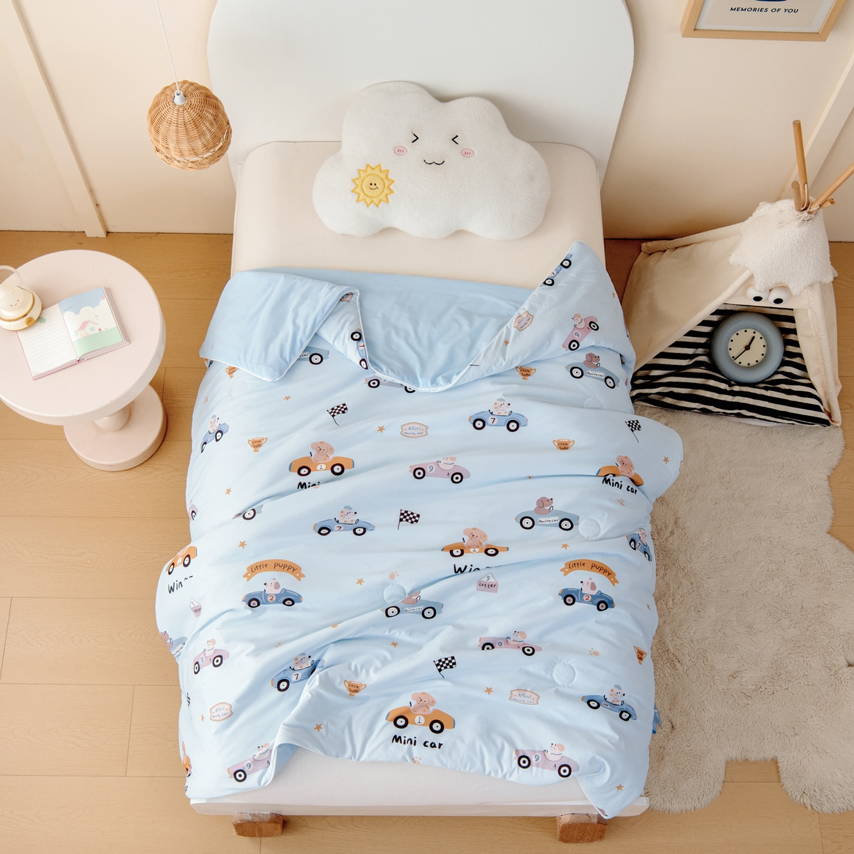 91家纺网 家纺一手货源 找家纺 御棉坊 御棉坊2026圆网A类凉感幼儿园夏凉被宝宝午睡薄被子儿童空调被夏被 波比赛车-蓝