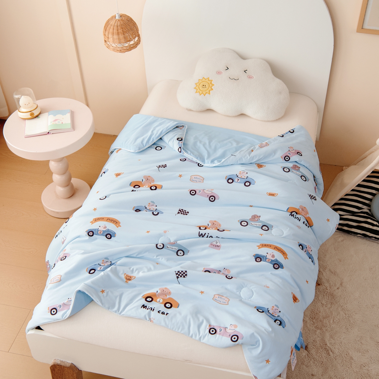 91家纺网 家纺一手货源 找家纺 御棉坊 御棉坊2026圆网A类凉感幼儿园夏凉被宝宝午睡薄被子儿童空调被夏被 波比赛车-蓝