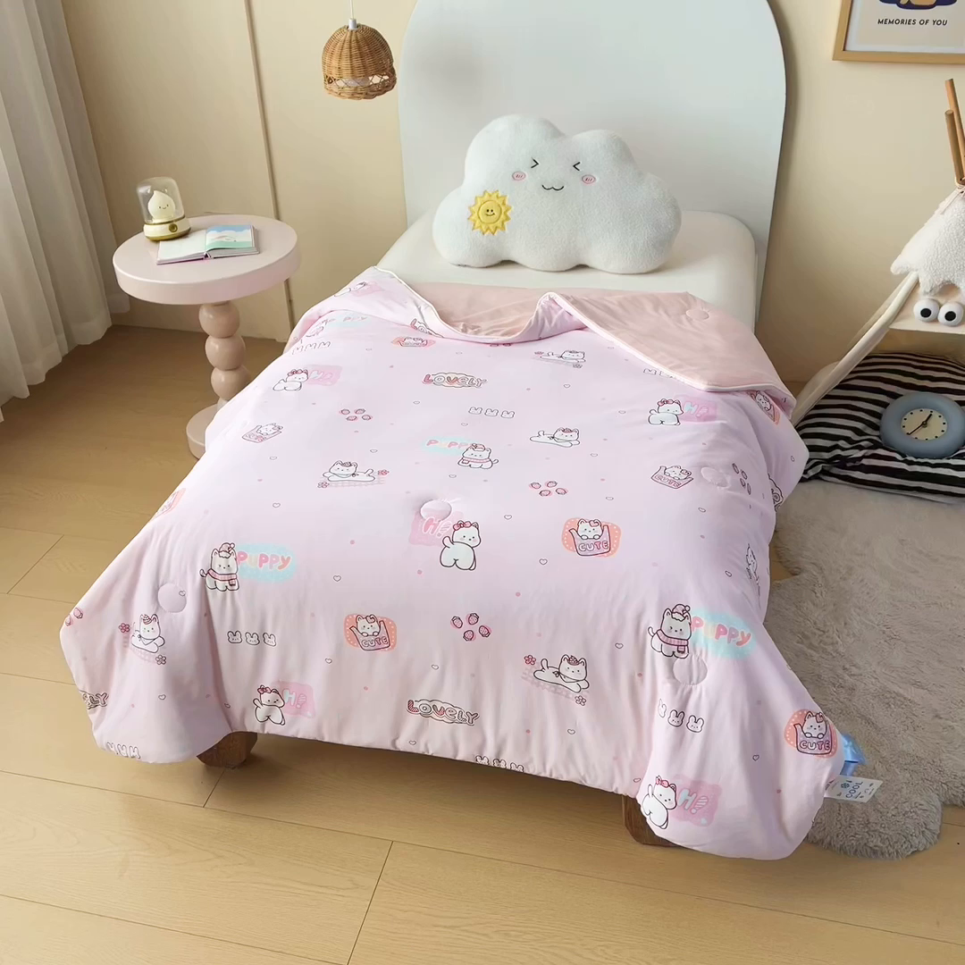 91家纺网 家纺一手货源 找家纺 御棉坊 御棉坊2026圆网A类凉感幼儿园夏凉被宝宝午睡薄被子儿童空调被夏被 草莓小猫