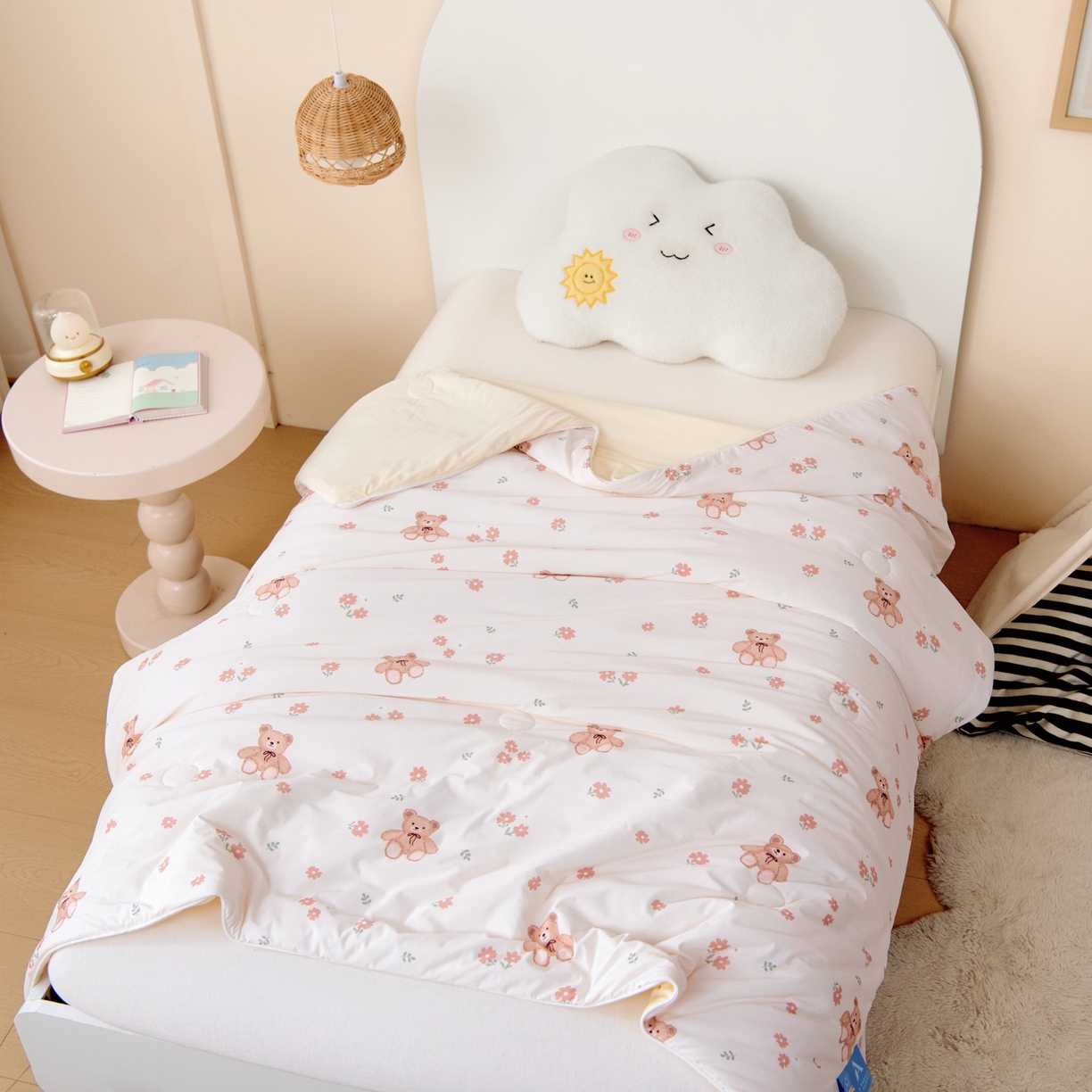 91家纺网 家纺一手货源 找家纺 御棉坊 御棉坊2026圆网A类凉感幼儿园夏凉被宝宝午睡薄被子儿童空调被夏被 春日小熊