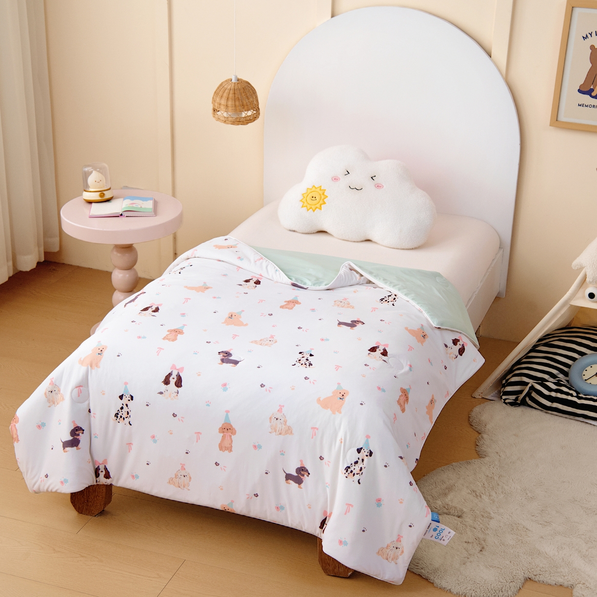 91家纺网 家纺一手货源 找家纺 御棉坊 御棉坊2026圆网A类凉感幼儿园夏凉被宝宝午睡薄被子儿童空调被夏被 狗狗聚会