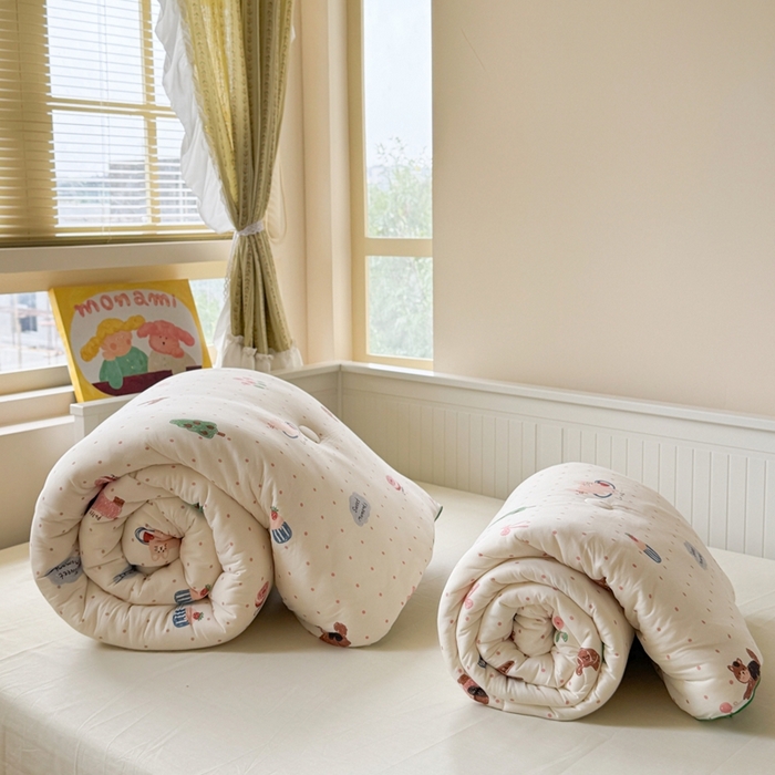 91家纺网 家纺一手货源 找家纺 暖生活 2026新款婴儿级牛奶针织棉大豆四季被冬被春秋被被子被芯小绘本