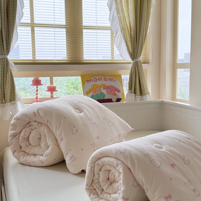 91家纺网 家纺一手货源 找家纺 暖生活 2026新款婴儿级牛奶针织棉大豆四季被冬被春秋被被子被芯小兔兔