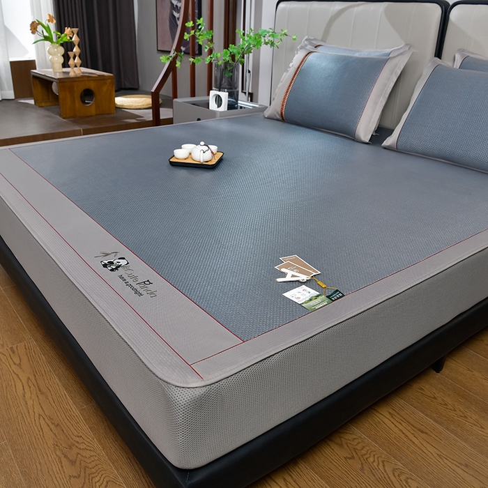 91家纺网 家纺一手货源 找家纺 小牛席业 2026新款加厚款-经典熊猫冰藤席（床笠款）凉席藤席冰藤席竹席空调席草席冰丝席豆豆席乳胶席三件套 加厚款-熊猫冰藤席（床笠款）-蓝色