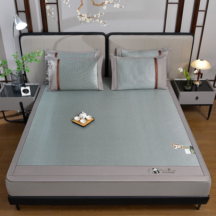 91家纺网 家纺一手货源 找家纺 小牛席业 2026新款加厚款-经典熊猫冰藤席（床笠款）凉席藤席冰藤席竹席空调席草席冰丝席豆豆席乳胶席三件套 加厚款-熊猫冰藤席（床笠款）-绿色