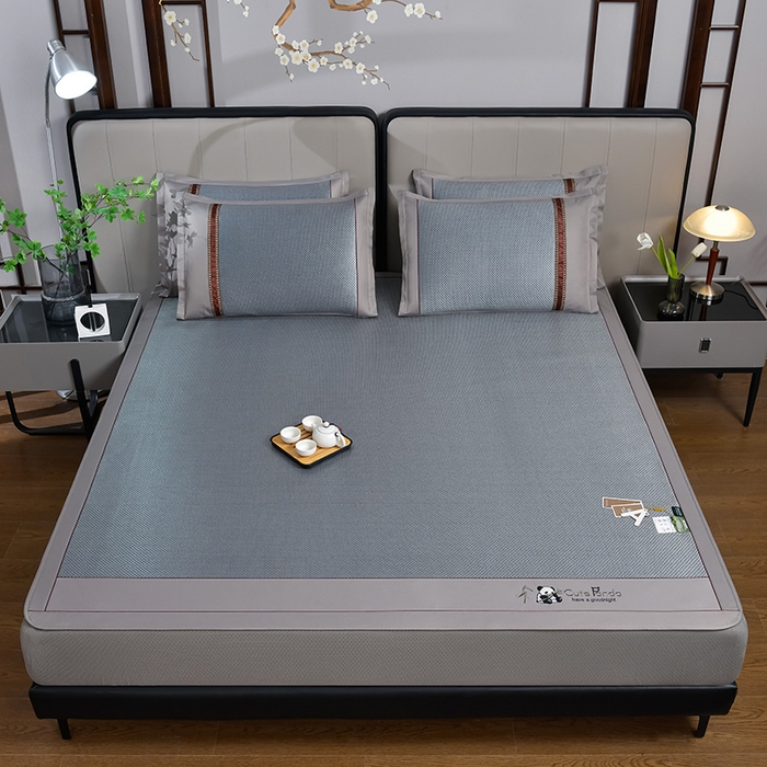 91家纺网 家纺一手货源 找家纺 小牛席业 2026新款加厚款-经典熊猫冰藤席（床笠款）凉席藤席冰藤席竹席空调席草席冰丝席豆豆席乳胶席三件套 加厚款-熊猫冰藤席（床笠款）-蓝色