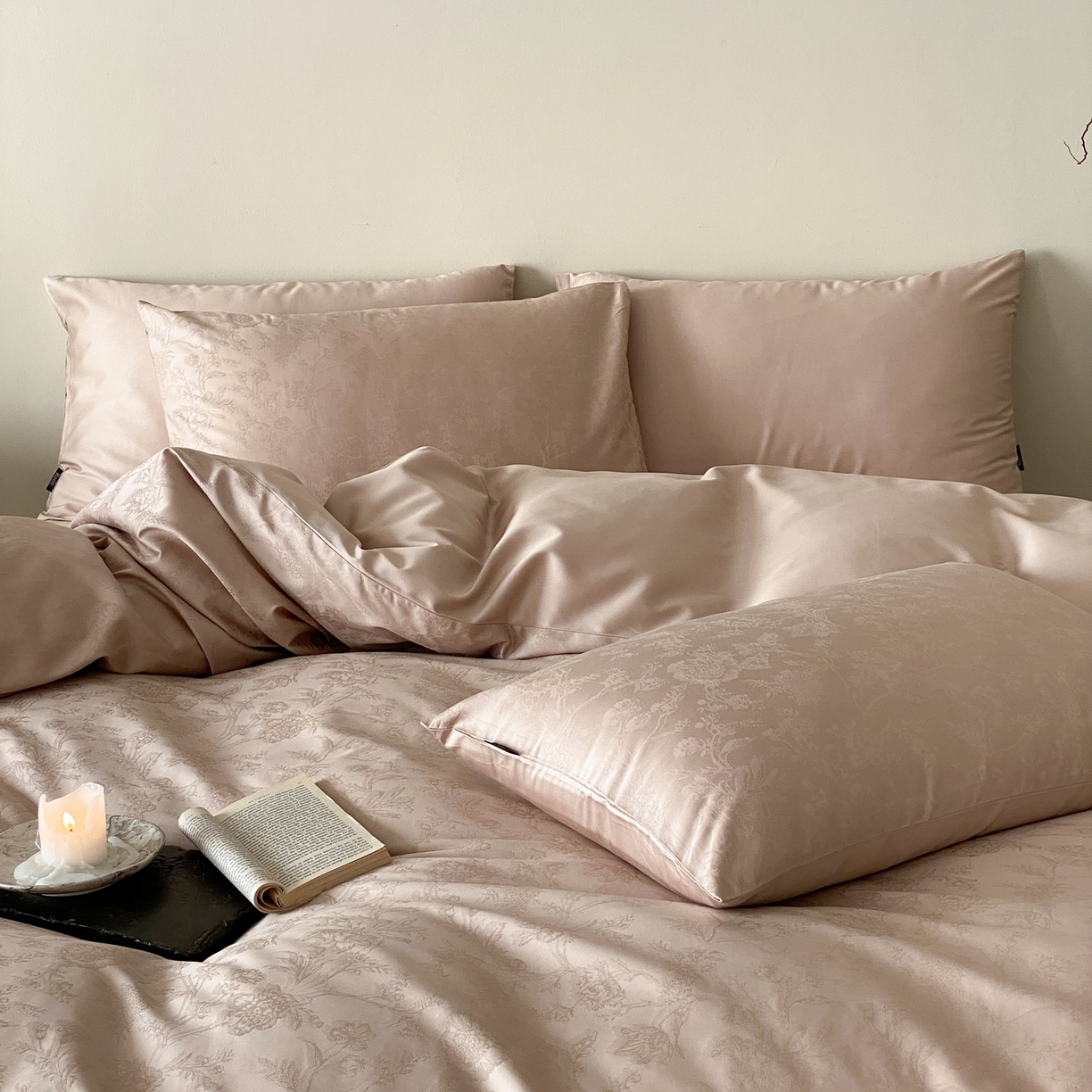 91家纺网 家纺一手货源 找家纺 玉宇阁家居 2026新款50支双股全棉纯棉贡缎大提花四件套 自然之息-裸