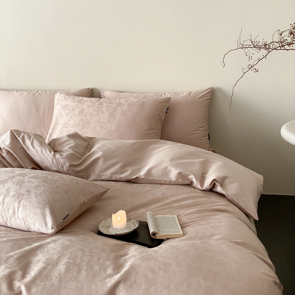 91家纺网 家纺一手货源 找家纺 玉宇阁家居 2026新款50支双股全棉纯棉贡缎大提花四件套 自然之息-裸