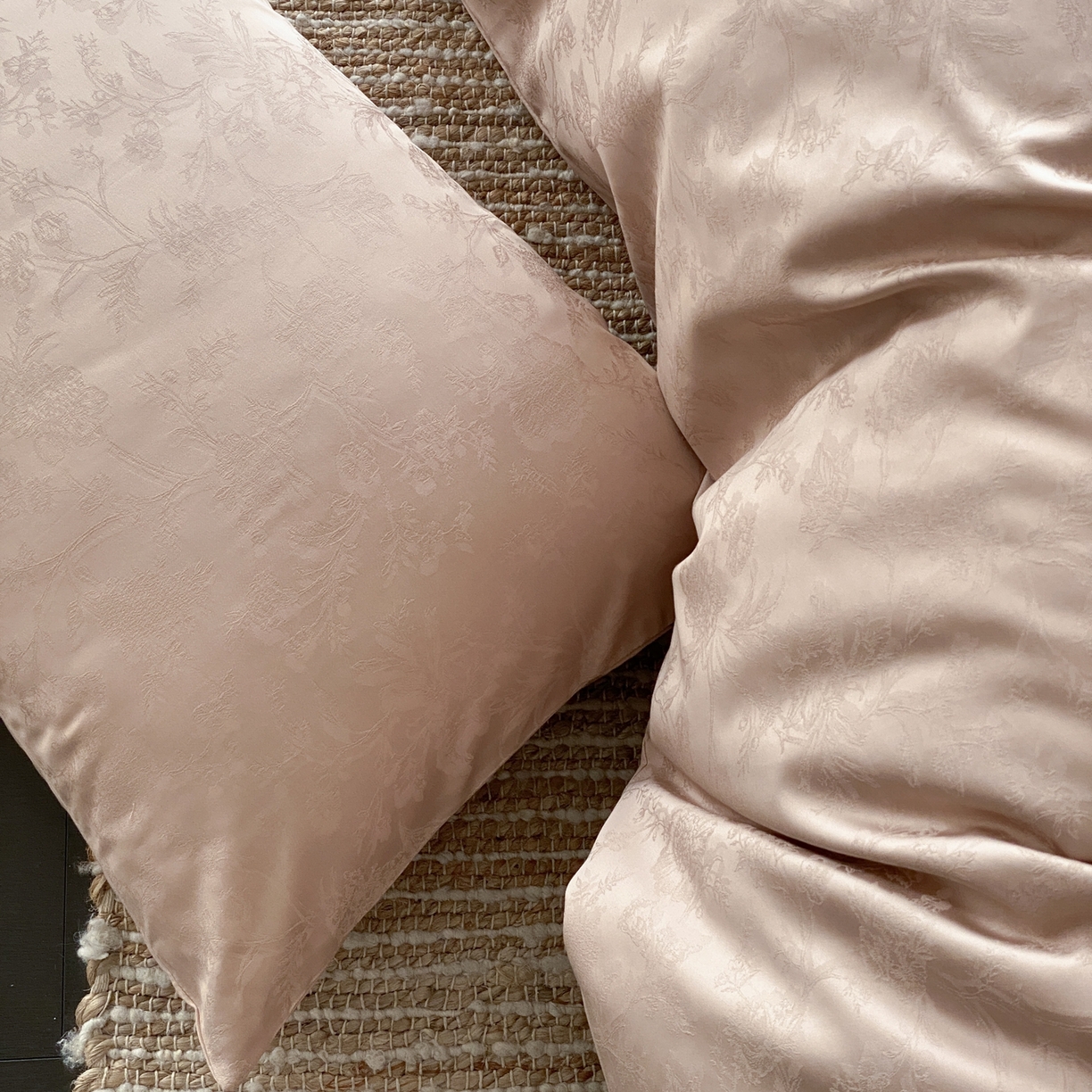 91家纺网 家纺一手货源 找家纺 玉宇阁家居 2026新款50支双股全棉纯棉贡缎大提花四件套 自然之息-裸