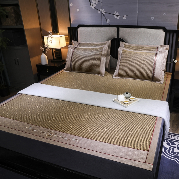 91家纺网 家纺一手货源 找家纺 小牛席业 2026新款绣花古藤凉席【双面席】凉席藤席冰藤席竹席空调席草席冰丝席豆豆席乳胶席三件套 古韵藤席双面席