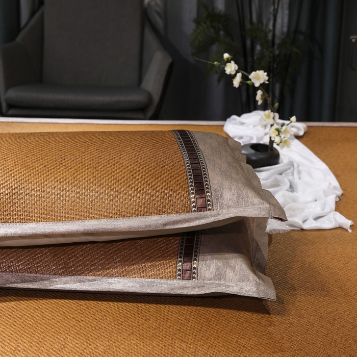 91家纺网 家纺一手货源 找家纺 小牛席业 2026新款绣花古藤凉席【双面席】凉席藤席冰藤席竹席空调席草席冰丝席豆豆席乳胶席三件套 红棕古藤双面席