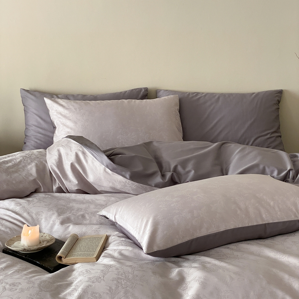 91家纺网 家纺一手货源 找家纺 玉宇阁家居 2026新款50支双股全棉纯棉贡缎大提花四件套 自然之息-雾霭