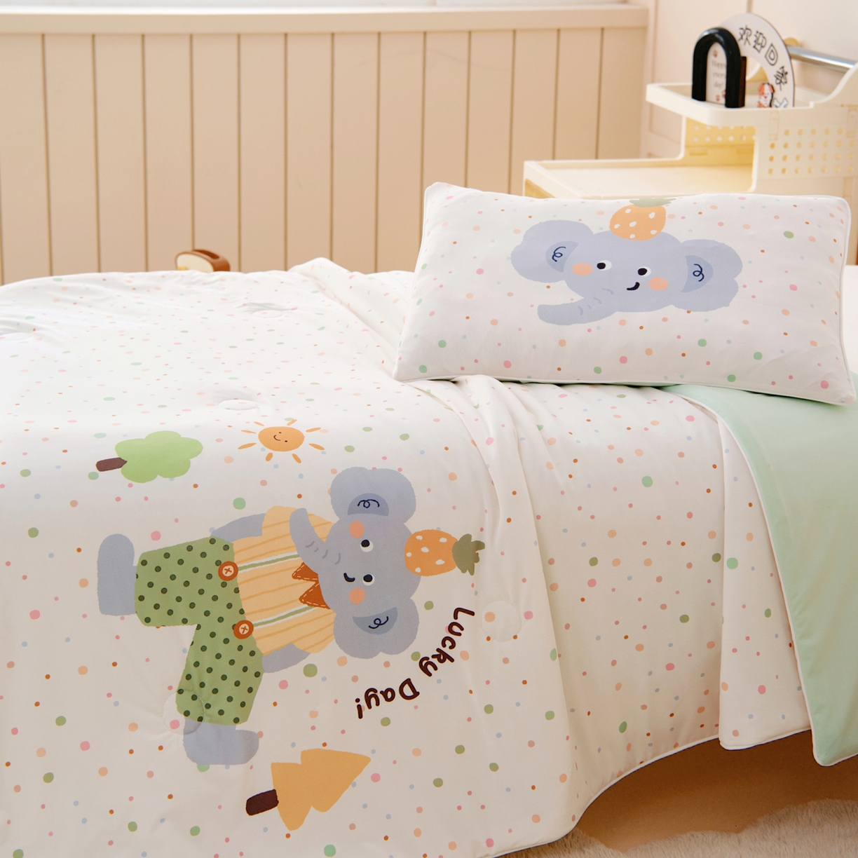 91家纺网 家纺一手货源 找家纺 御棉坊 御棉坊2026清爽A类凉感幼儿园夏凉被宝宝午睡薄被子儿童空调被夏被 阳光小象