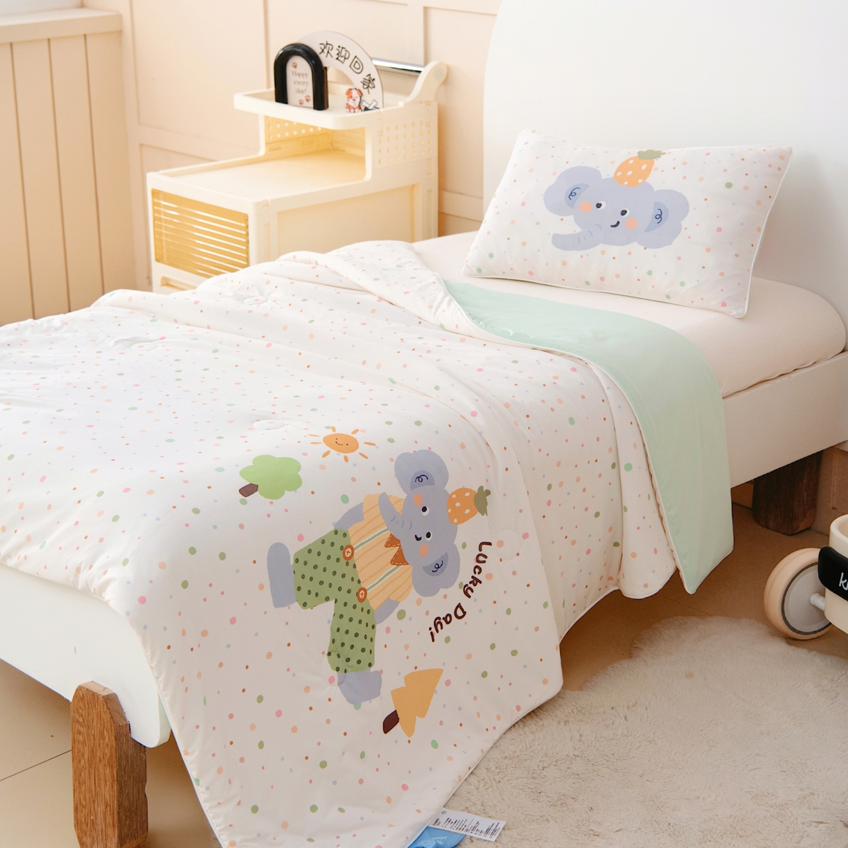 91家纺网 家纺一手货源 找家纺 御棉坊 御棉坊2026清爽A类凉感幼儿园夏凉被宝宝午睡薄被子儿童空调被夏被 阳光小象