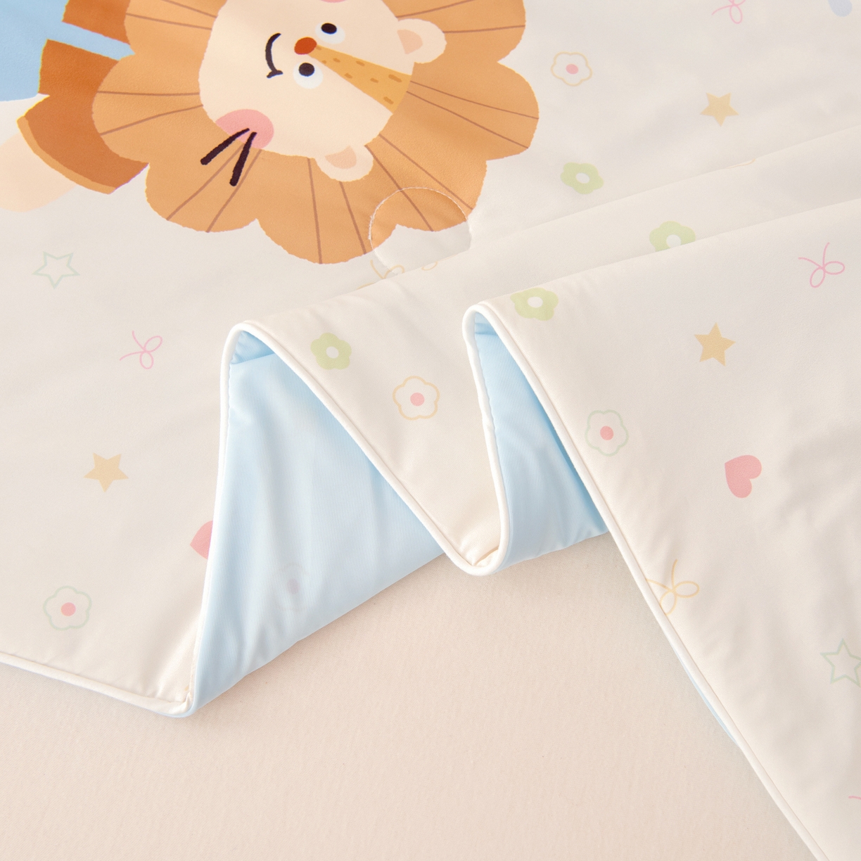 91家纺网 家纺一手货源 找家纺 御棉坊 御棉坊2026清爽A类凉感幼儿园夏凉被宝宝午睡薄被子儿童空调被夏被 轮滑小狮