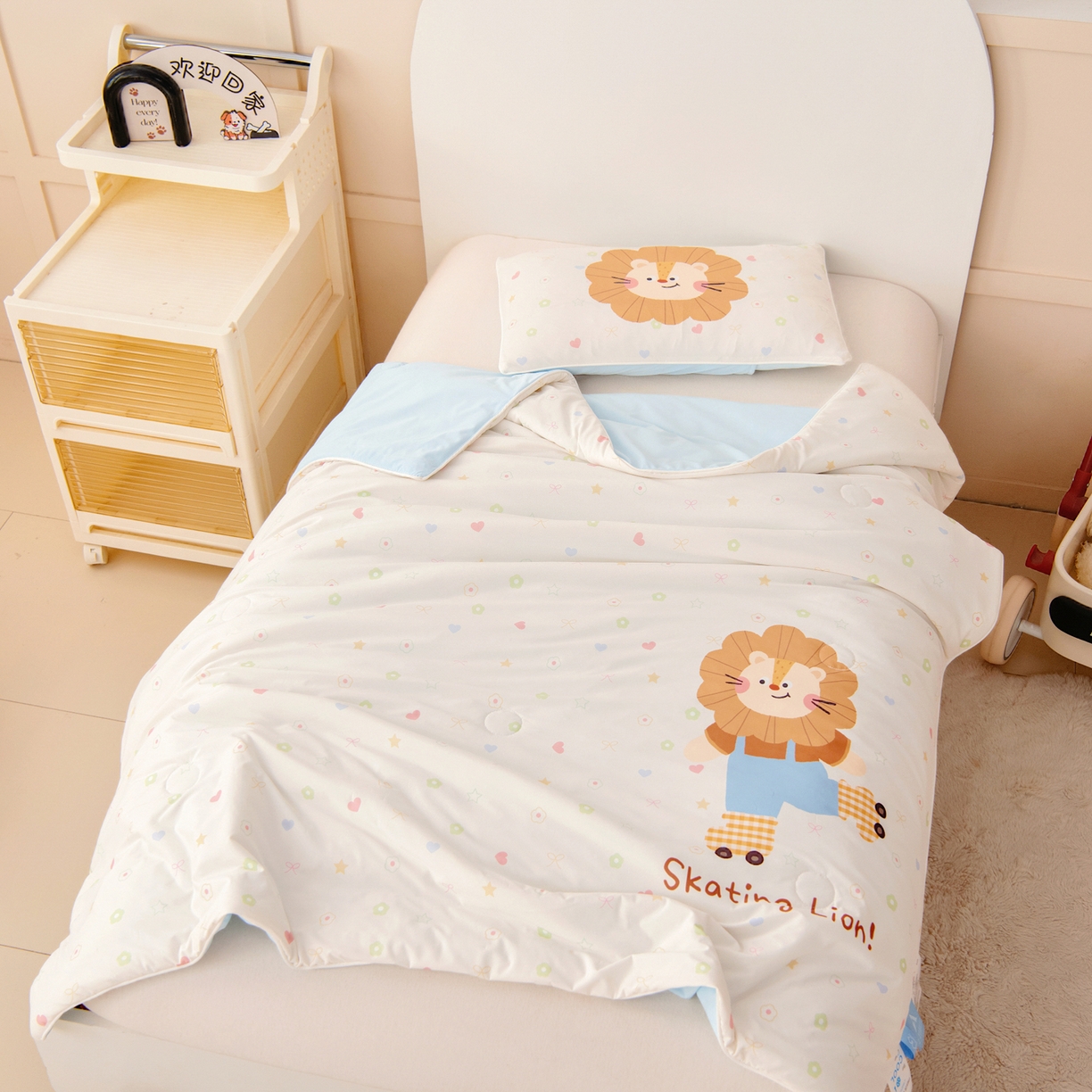 91家纺网 家纺一手货源 找家纺 御棉坊 御棉坊2026清爽A类凉感幼儿园夏凉被宝宝午睡薄被子儿童空调被夏被 轮滑小狮