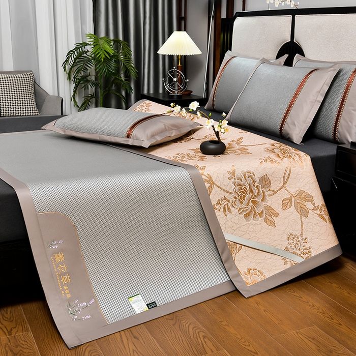 91家纺网 家纺一手货源 找家纺 小牛席业 2026新款薰衣草冰藤席系列（冰藤席面）凉席藤席冰藤双面席冰丝席竹席凉席空调席草席三件套 薰衣草清香冰藤席-银灰