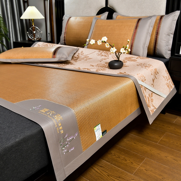 91家纺网 家纺一手货源 找家纺 小牛席业 2026新款薰衣草冰藤席系列（冰藤席面）凉席藤席冰藤双面席冰丝席竹席凉席空调席草席三件套 薰衣草清香冰藤席-金色