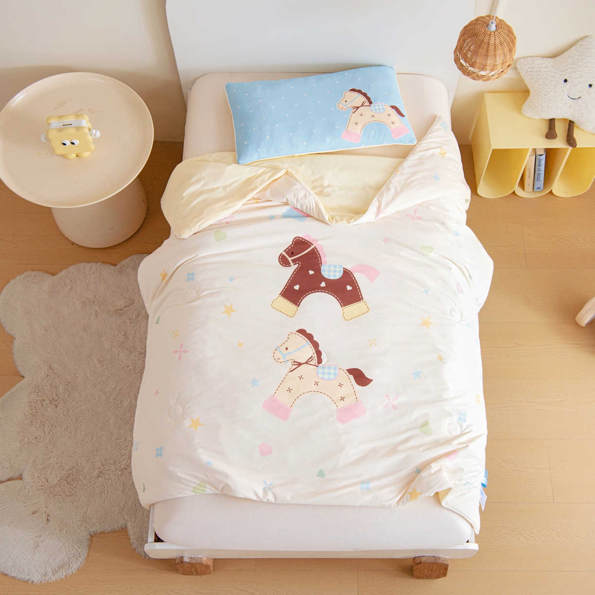 91家纺网 家纺一手货源 找家纺 御棉坊 御棉坊2026萌趣A类凉感幼儿园夏凉被宝宝午睡薄被子儿童空调被夏被 木马乐园-米