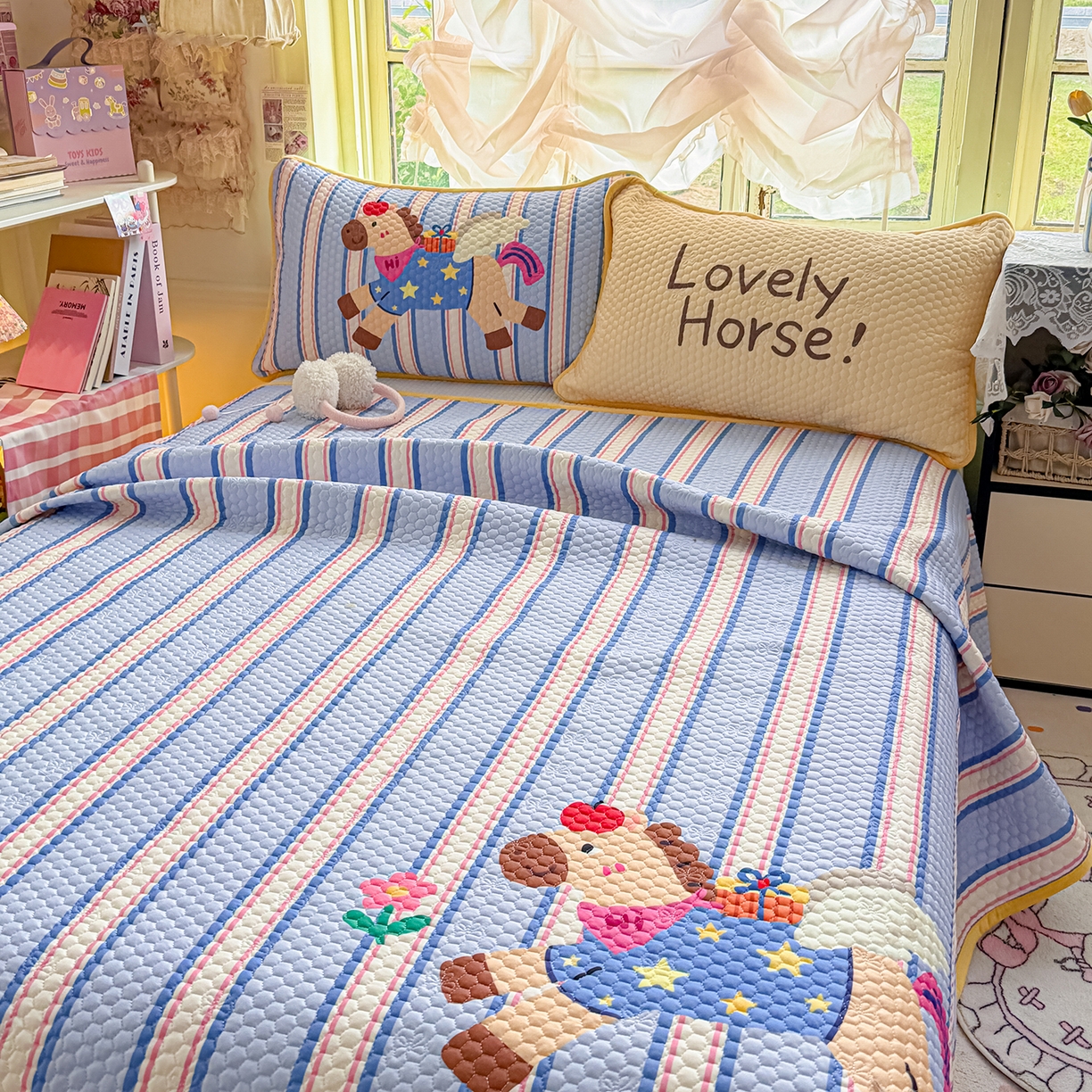 91家纺网 家纺一手货源 找家纺 梵克保罗 2026新款金豆豆床盖A类针织棉印花大版卡通床盖三四件套 要嘛有马