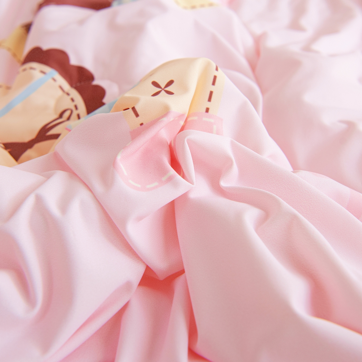 91家纺网 家纺一手货源 找家纺 御棉坊 御棉坊2026萌趣A类凉感幼儿园夏凉被宝宝午睡薄被子儿童空调被夏被 木马乐园-粉