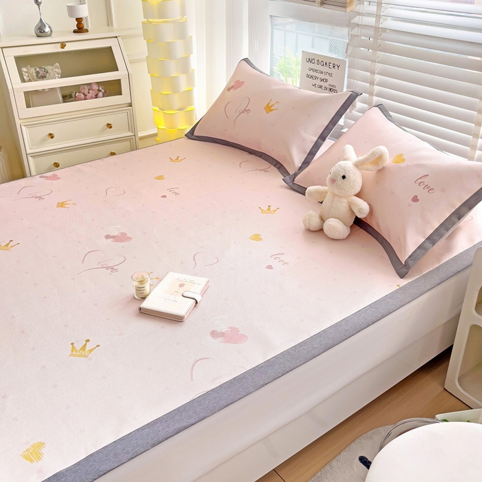 91家纺网 家纺一手货源 找家纺 金盛纺 2025新款A类数码印花冰丝席-床席款爱心-床席款