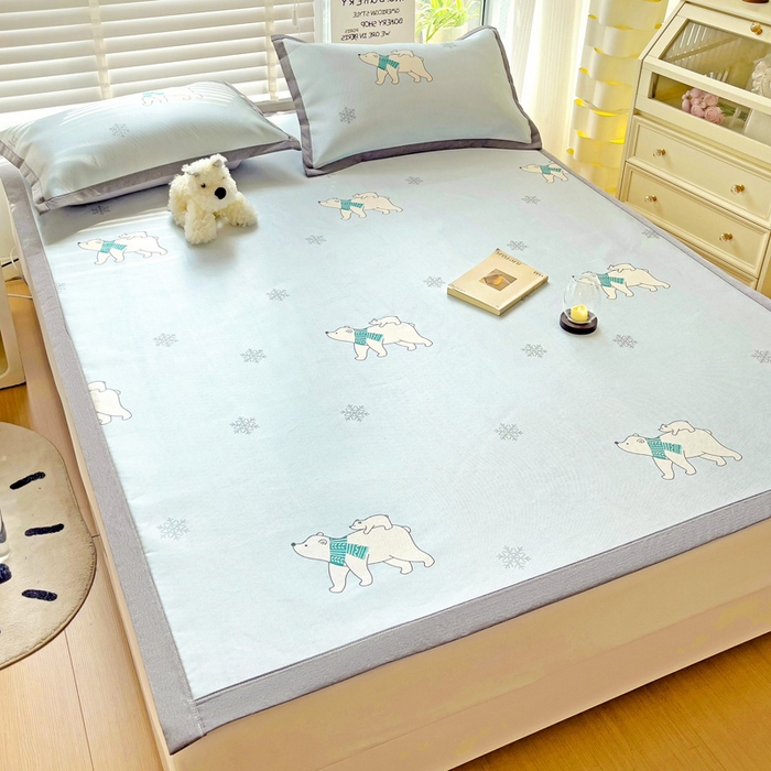 91家纺网 家纺一手货源 找家纺 金盛纺 2025新款A类数码印花冰丝席-床席款北极熊-床席款