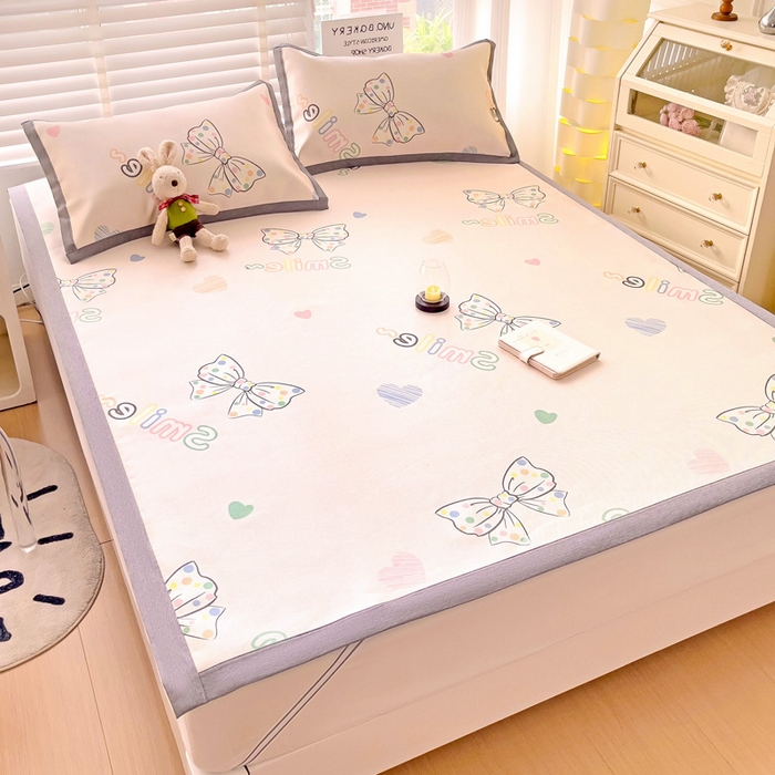 91家纺网 家纺一手货源 找家纺 金盛纺 2025新款A类数码印花冰丝席-床席款蝴蝶结-床席款