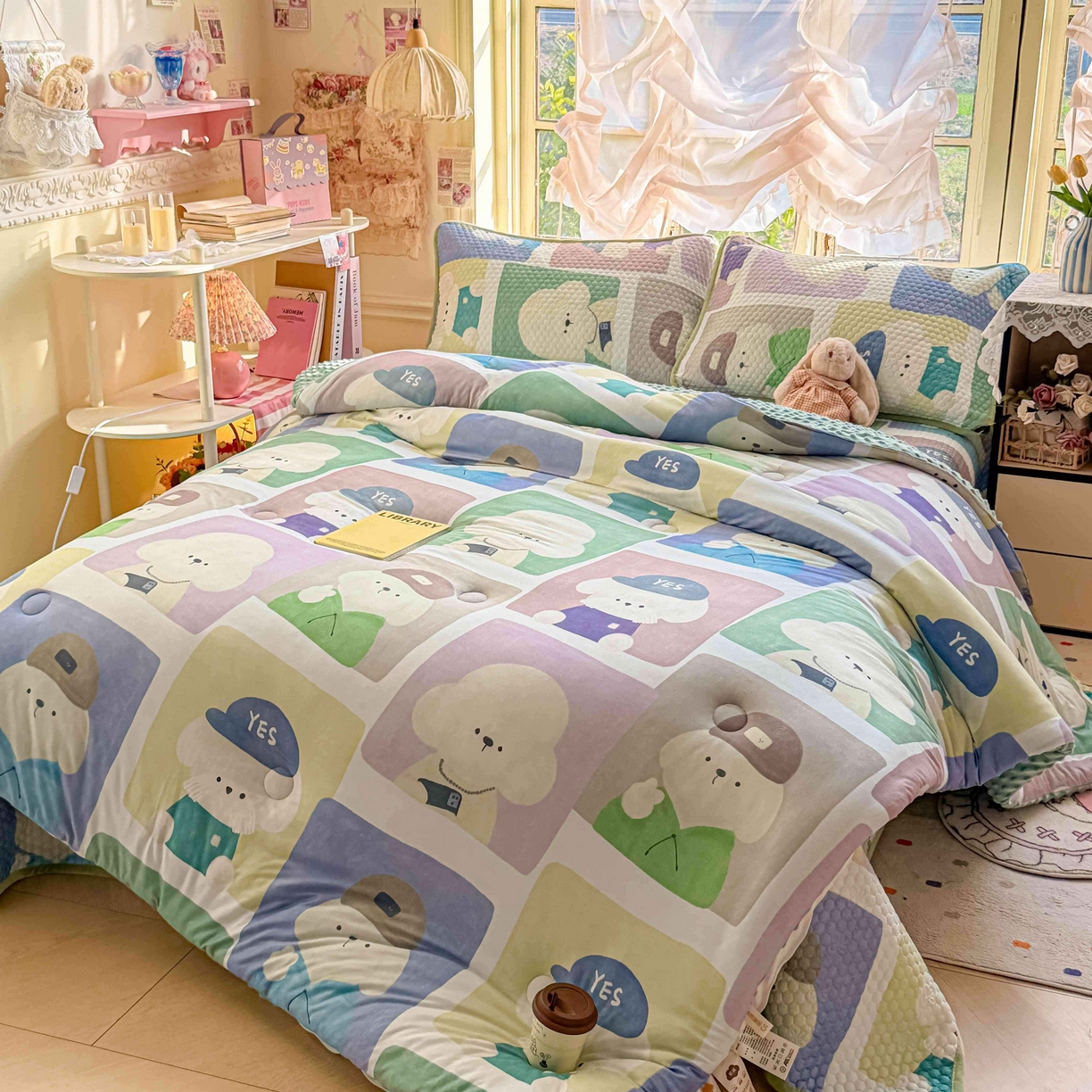 91家纺网 家纺一手货源 找家纺 梵克保罗 2026春夏直播热款A类针织棉豆豆被夏被春秋被空调被儿童学生大版卡通被子被芯 大头贴