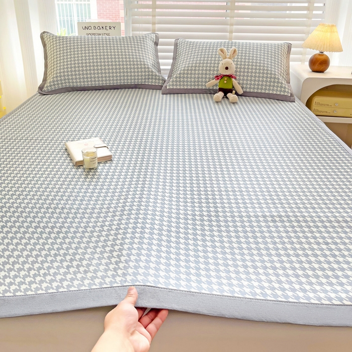 91家纺网 家纺一手货源 找家纺 金盛纺 2025新款A类数码印花冰丝席-床席款千鸟格-灰-床席款