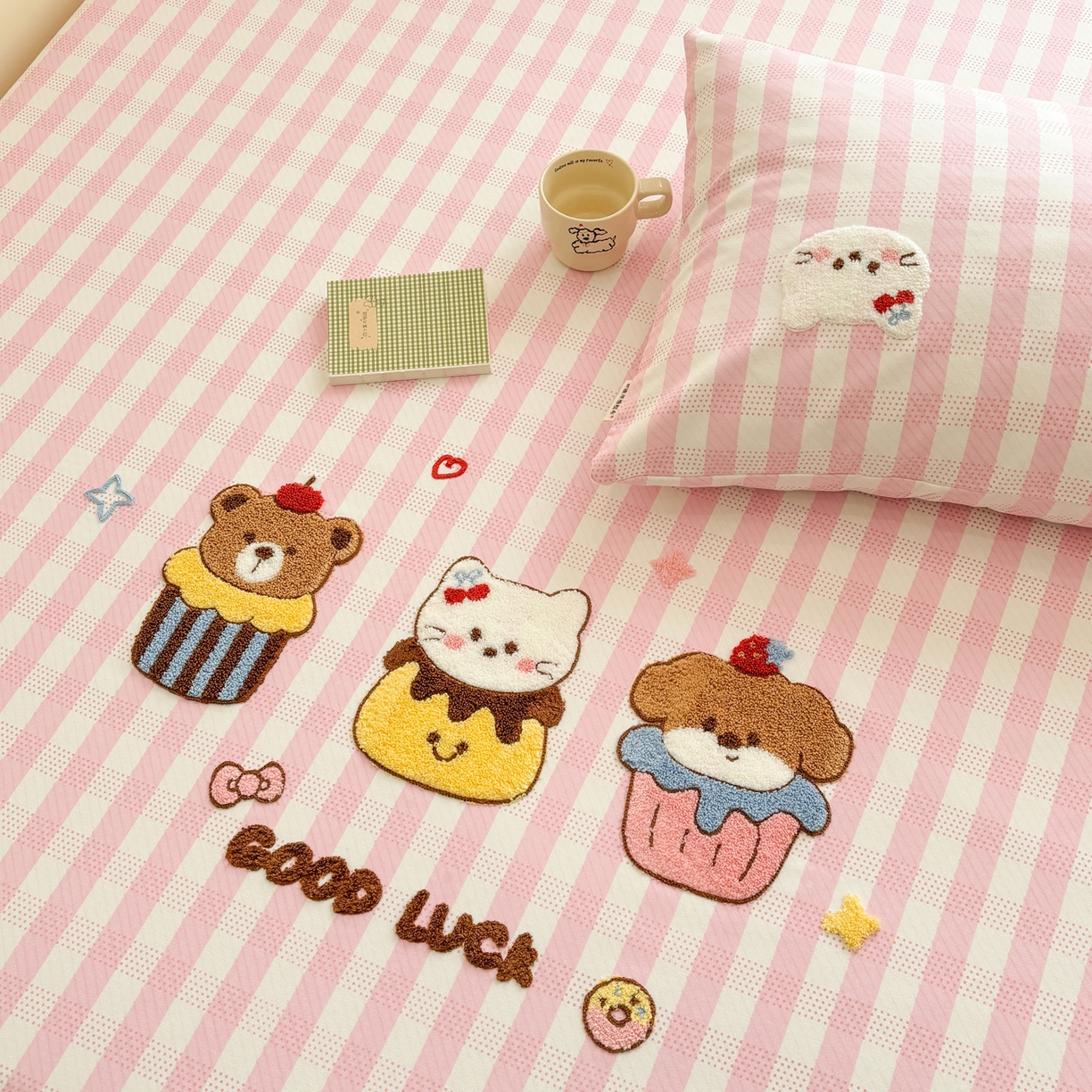 91家纺网 家纺一手货源 找家纺 雅居纺家纺 2026新款毛巾绣全棉纯棉老粗布席子凉席床笠床单 粉格甜宠