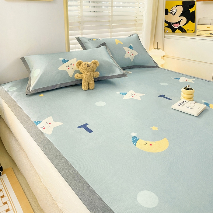 91家纺网 家纺一手货源 找家纺 金盛纺 2025新款A类数码印花冰丝席-床席款星辰-兰-床席款