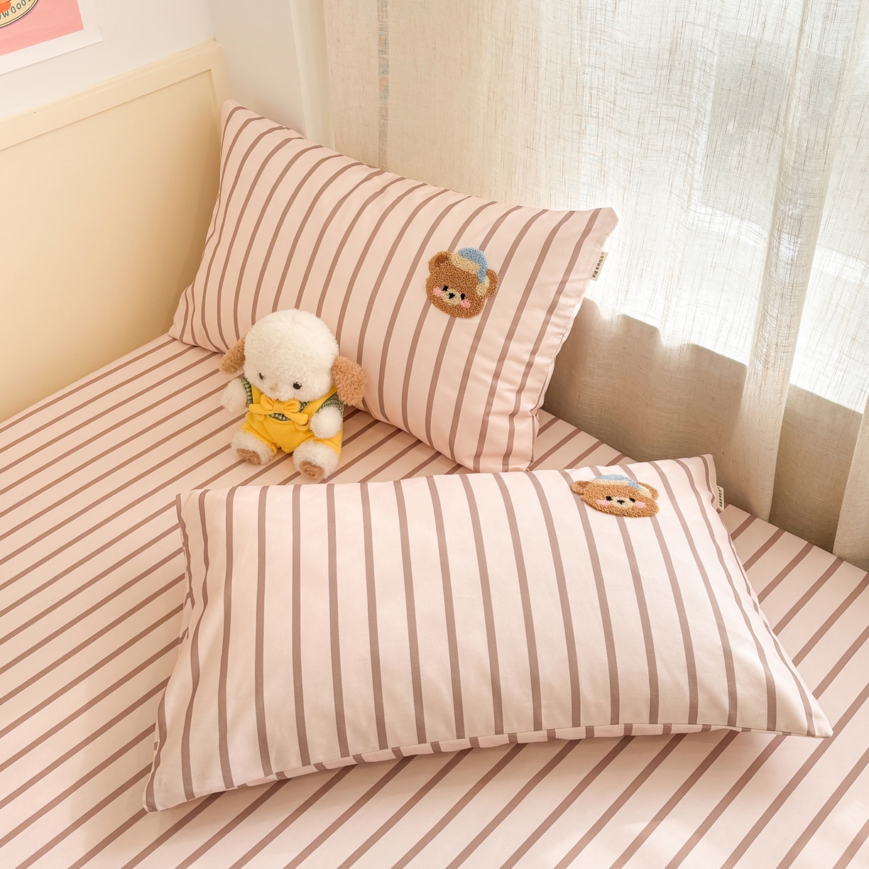 91家纺网 家纺一手货源 找家纺 雅居纺家纺 2026新款毛巾绣全棉纯棉老粗布席子凉席床笠床单 咖条小熊