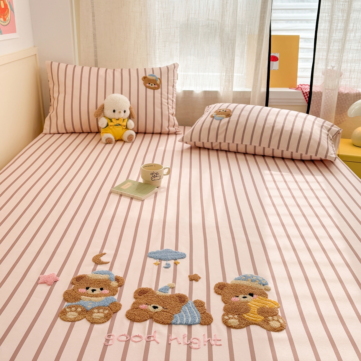 91家纺网 家纺一手货源 找家纺 雅居纺家纺 2026新款毛巾绣全棉纯棉老粗布席子凉席床笠床单 咖条小熊