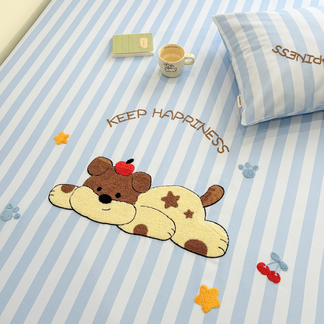 91家纺网 家纺一手货源 找家纺 雅居纺家纺 2026新款毛巾绣全棉纯棉老粗布席子凉席床笠床单 蓝条睡睡狗