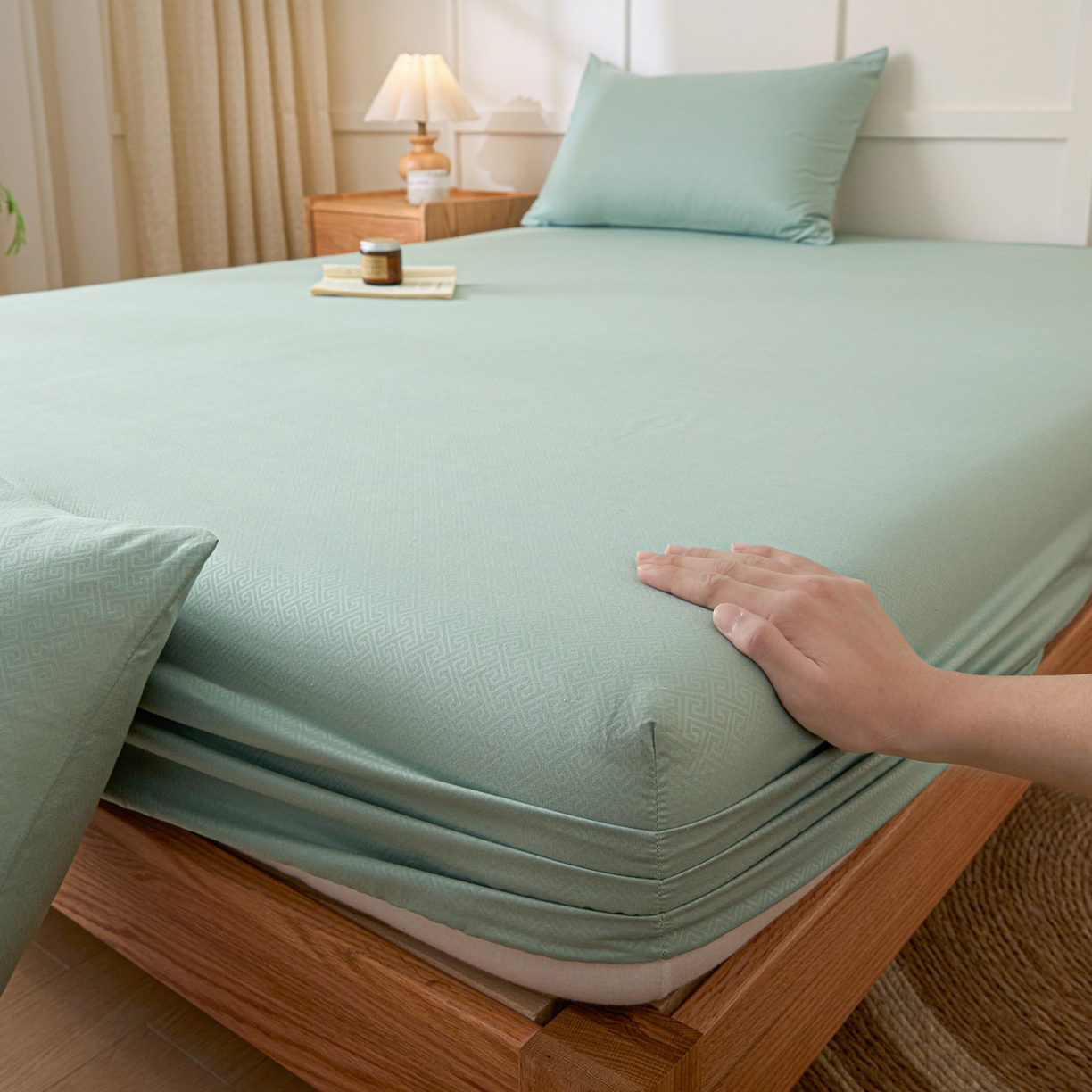 91家纺网 家纺一手货源 找家纺 梵克保罗 2026新款磨毛压光工艺单品床笠 YG-墨绿