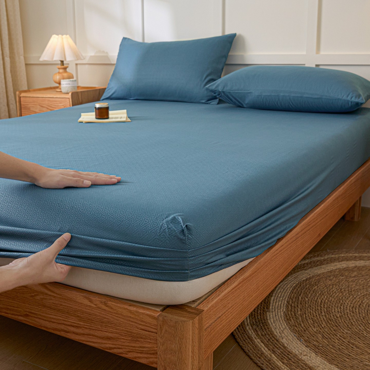 91家纺网 家纺一手货源 找家纺 梵克保罗 2026新款磨毛压光工艺单品床笠 YG-牛仔蓝