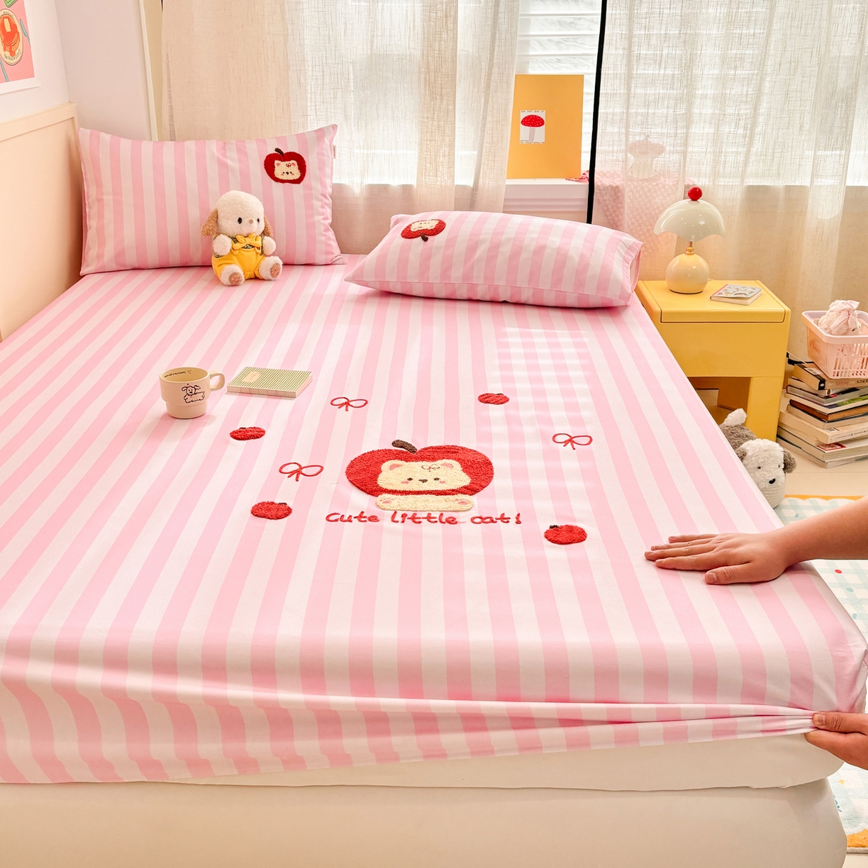 91家纺网 家纺一手货源 找家纺 雅居纺家纺 2026新款毛巾绣全棉纯棉老粗布席子凉席床笠床单 苹安猫咪