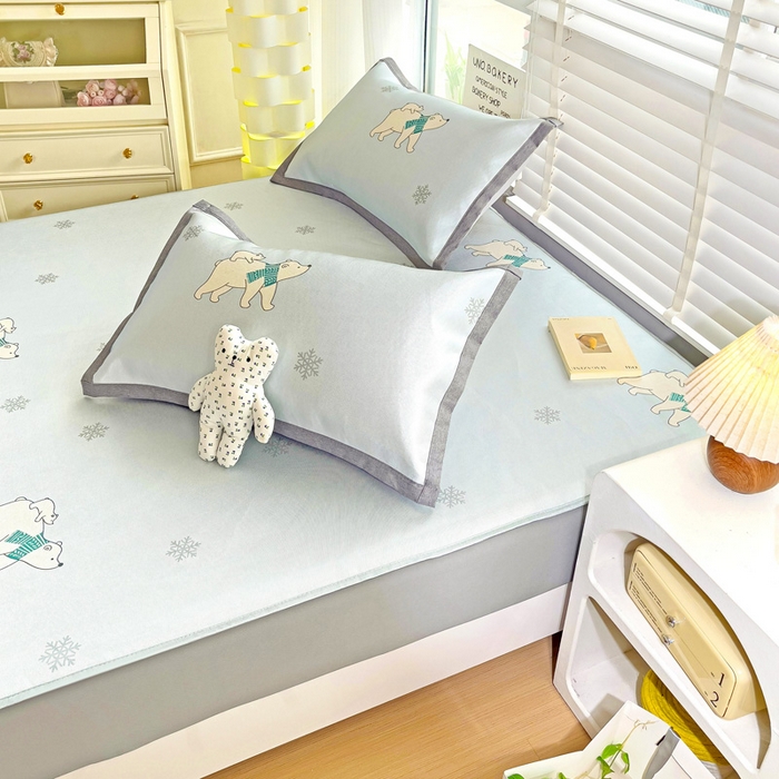 91家纺网 家纺一手货源 找家纺 金盛纺 2025新款A类数码印花冰丝席-床笠款北极熊