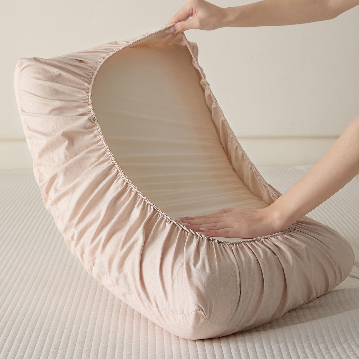 91家纺网 家纺一手货源 找家纺 梵克保罗 2026新款13372 全棉纯棉橡皮筋魔术万能单层枕套  适用多种枕头 xp-金色