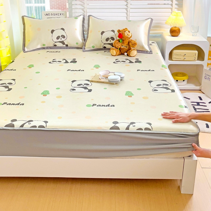 91家纺网 家纺一手货源 找家纺 金盛纺 2025新款A类数码印花冰丝席-床笠款趴趴熊