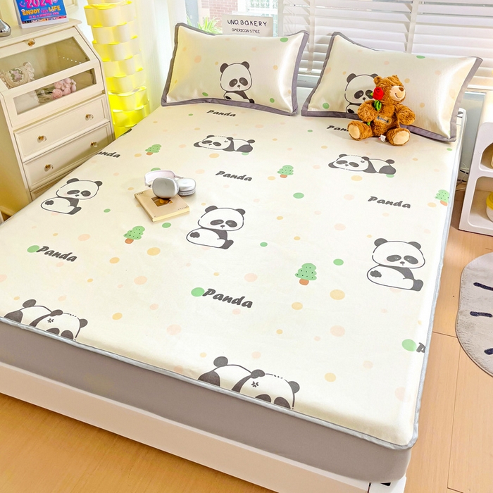 91家纺网 家纺一手货源 找家纺 金盛纺 2025新款A类数码印花冰丝席-床笠款趴趴熊