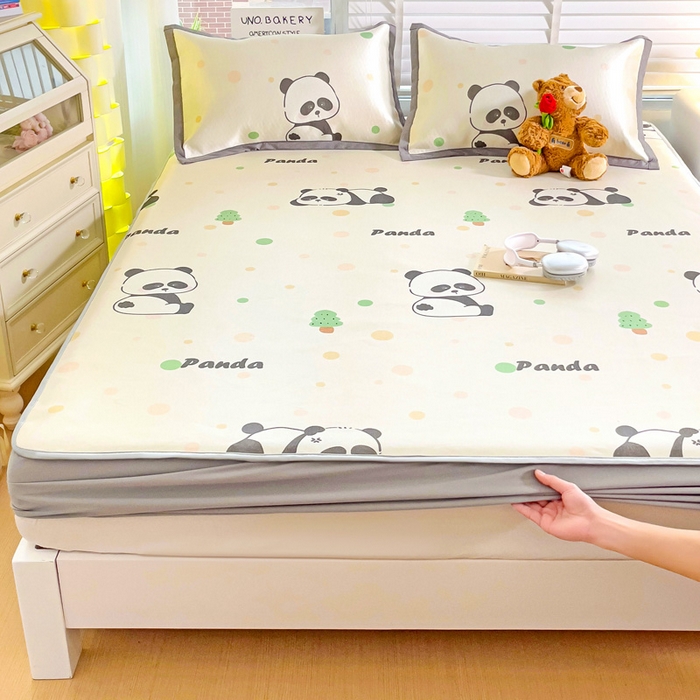 91家纺网 家纺一手货源 找家纺 金盛纺 2025新款A类数码印花冰丝席-床笠款趴趴熊