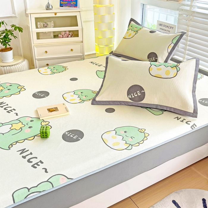 91家纺网 家纺一手货源 找家纺 金盛纺 2025新款A类数码印花冰丝席-床笠款萌恐龙