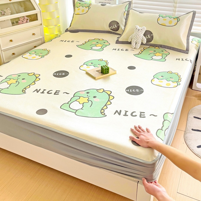 91家纺网 家纺一手货源 找家纺 金盛纺 2025新款A类数码印花冰丝席-床笠款萌恐龙