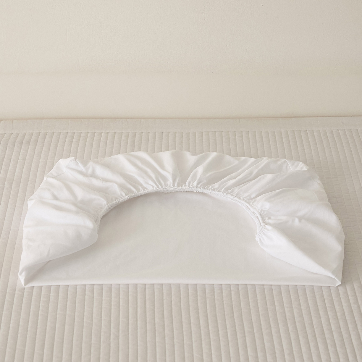 91家纺网 家纺一手货源 找家纺 梵克保罗 2026新款13372 全棉纯棉橡皮筋魔术万能单层枕套  适用多种枕头 XP-白色