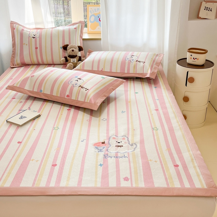 91家纺网 家纺一手货源 找家纺 （总）雅居纺家纺 2026新款A类加厚三明治底绣花冰藤席床单款凉席席子