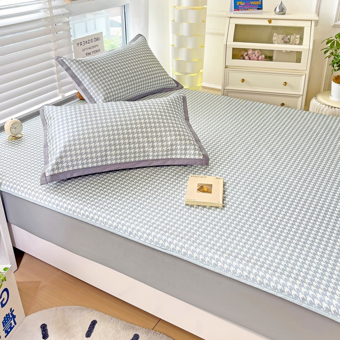 91家纺网 家纺一手货源 找家纺 金盛纺 2025新款A类数码印花冰丝席-床笠款千鸟格-灰