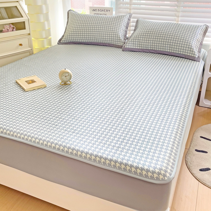 91家纺网 家纺一手货源 找家纺 金盛纺 2025新款A类数码印花冰丝席-床笠款千鸟格-灰